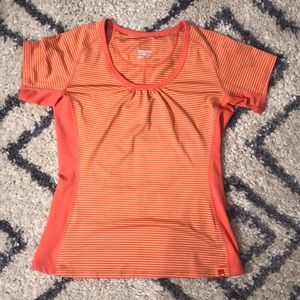 The Northface Irving Raglan Knit Tee Vapor Wick, M